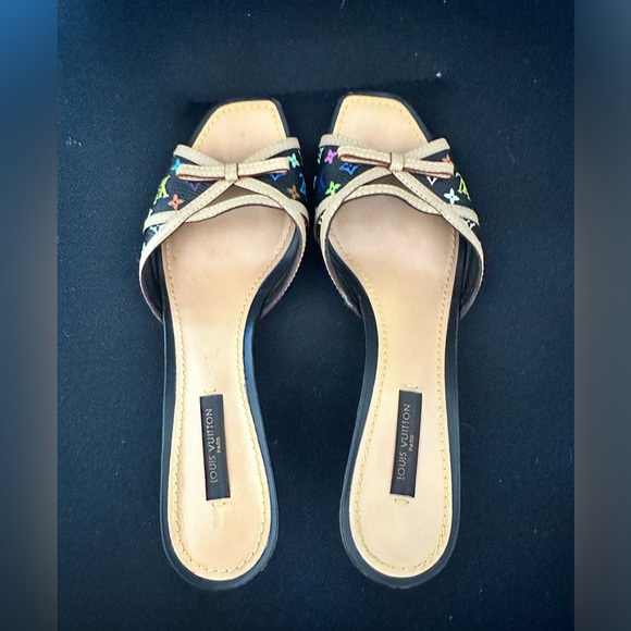 LV sandals in very good condition size 36 - Picture 2 of 16